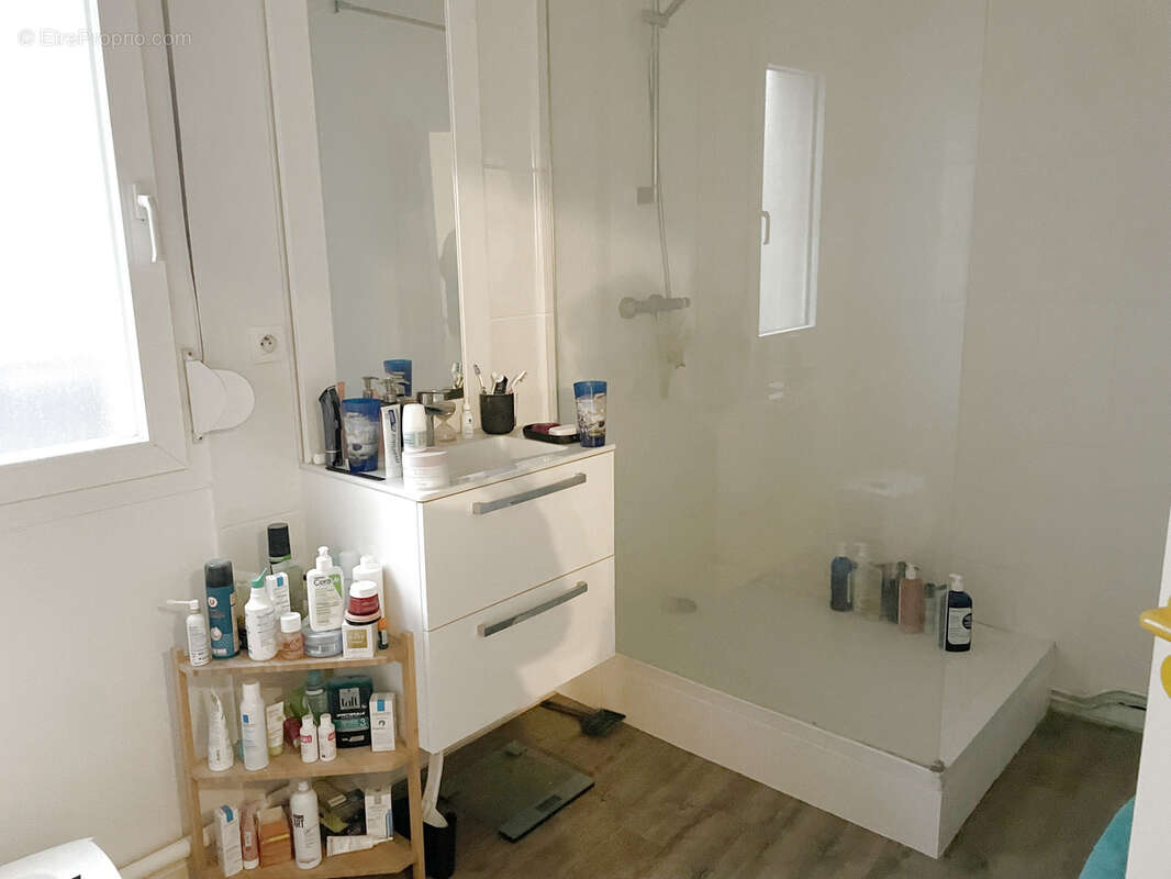 Appartement à JANZE