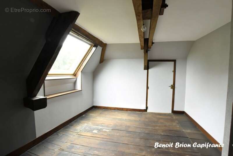 Maison à SAINT-HILAIRE-DU-HARCOUET