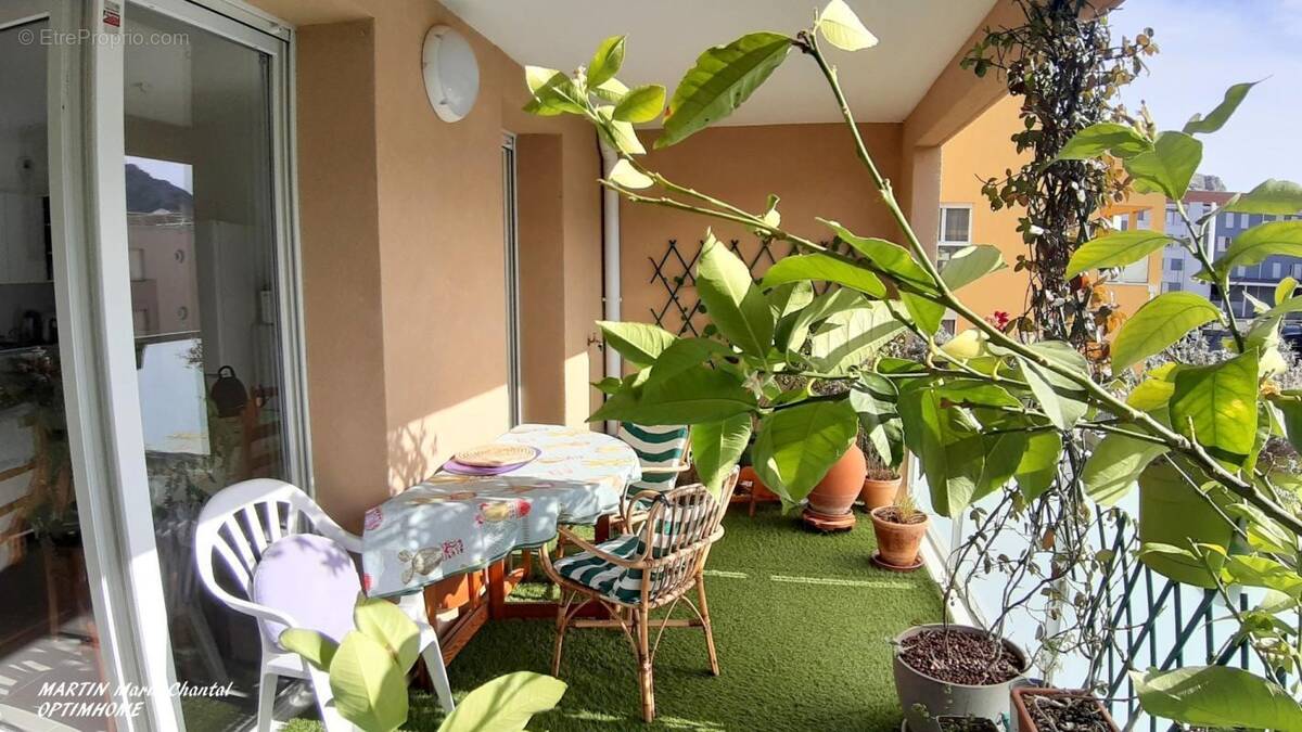Appartement à MARSEILLE-9E