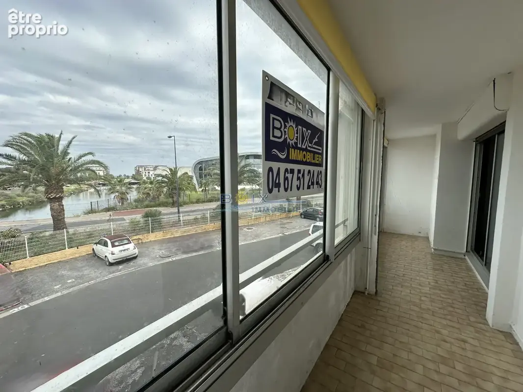 Appartement T2   SH 32 M2  avec loggia   et  parking privé - photo 3
