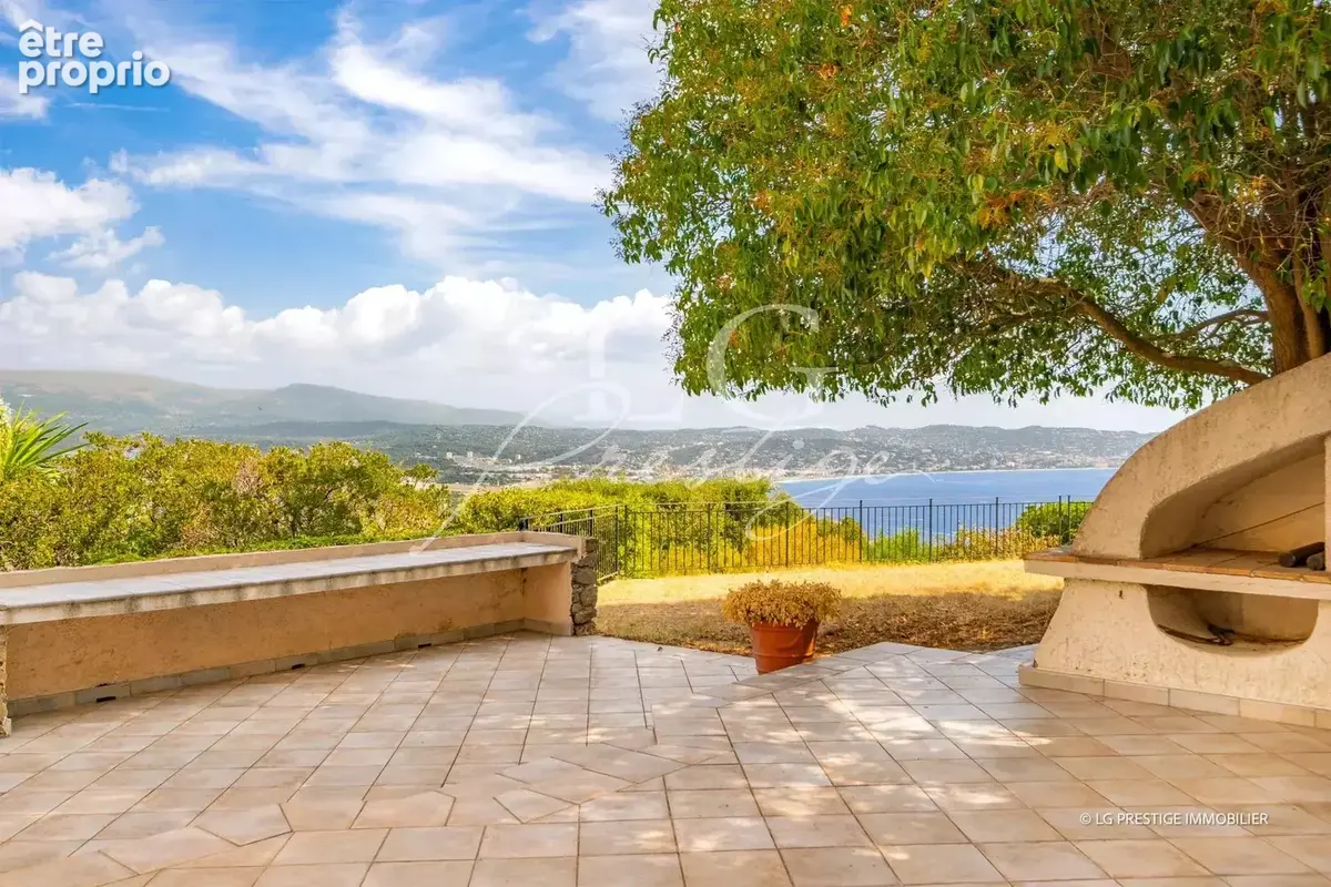 Vue mer à 180°, un potentiel exceptionnel à Théoule sur Mer - photo 4
