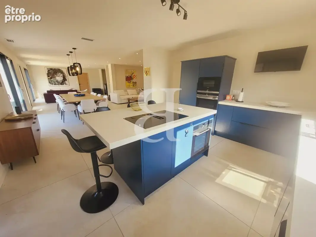 Maison 6 pièces 203 m² à vendre à Grignan (26230) - photo 5