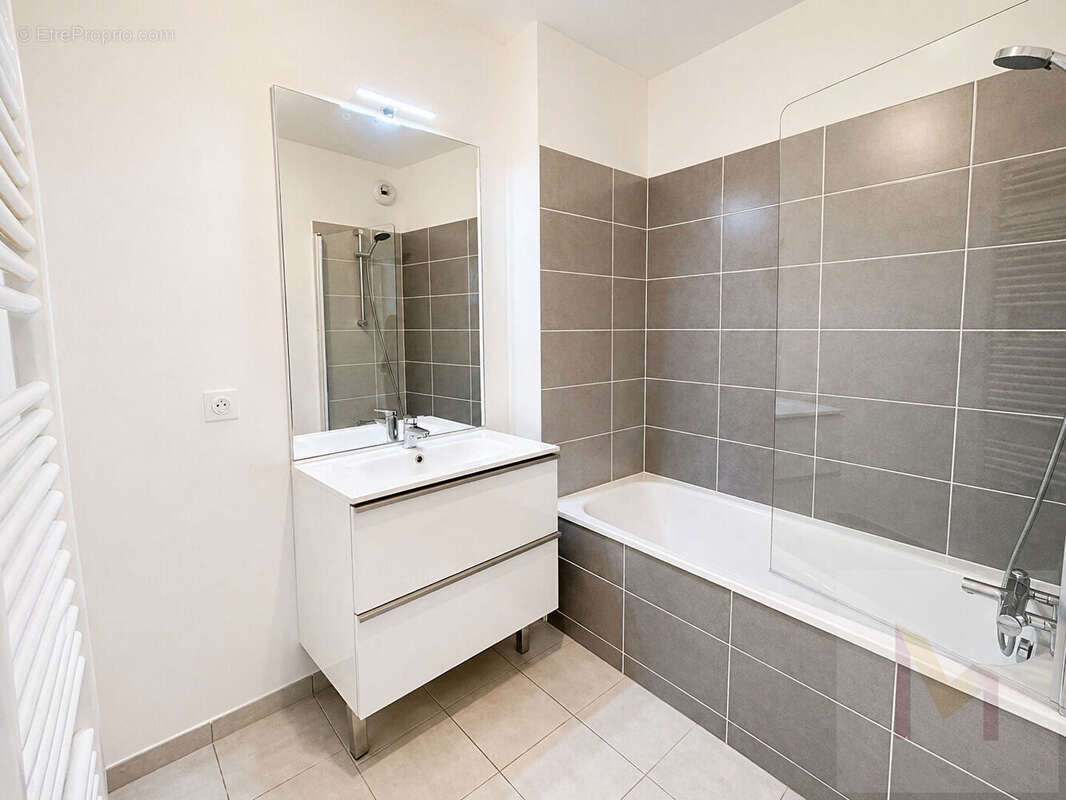 Appartement à NEUILLY-PLAISANCE