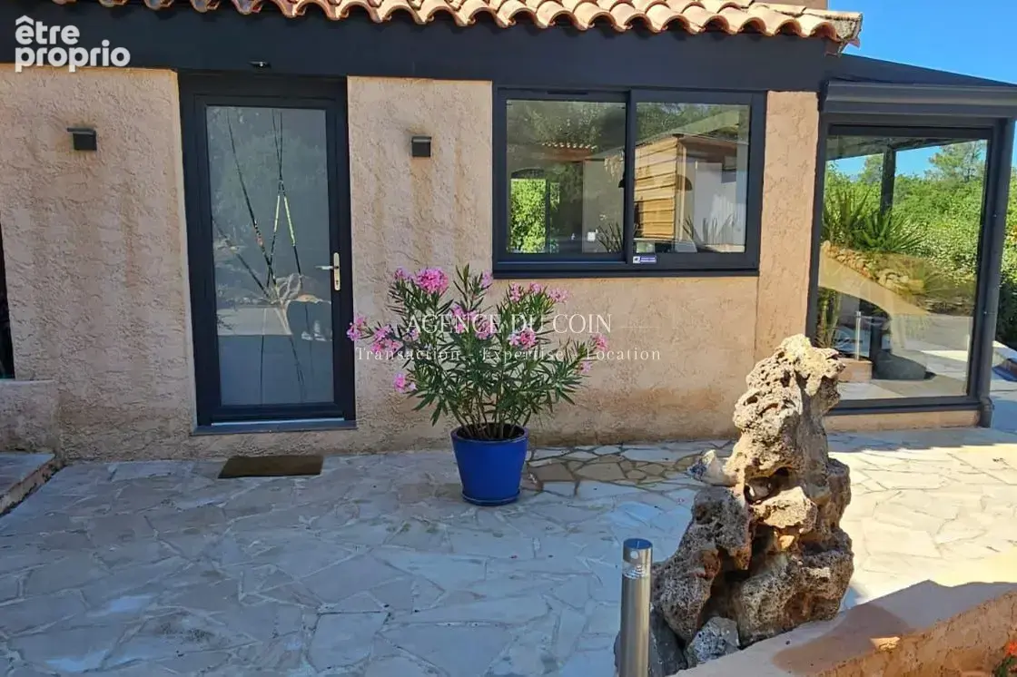 ? tourves – propriété de charme avec piscine et dépendance a - photo 15