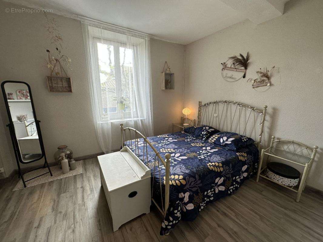 Maison à CAUNES-MINERVOIS