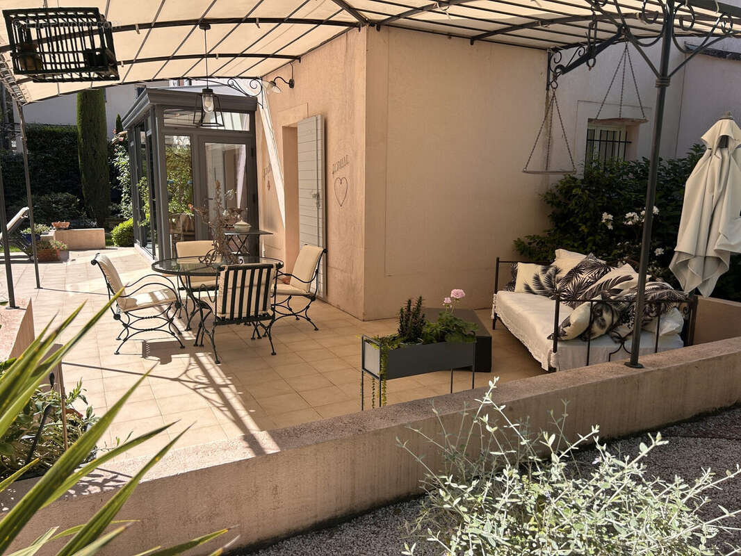 Maison à MALLEMORT
