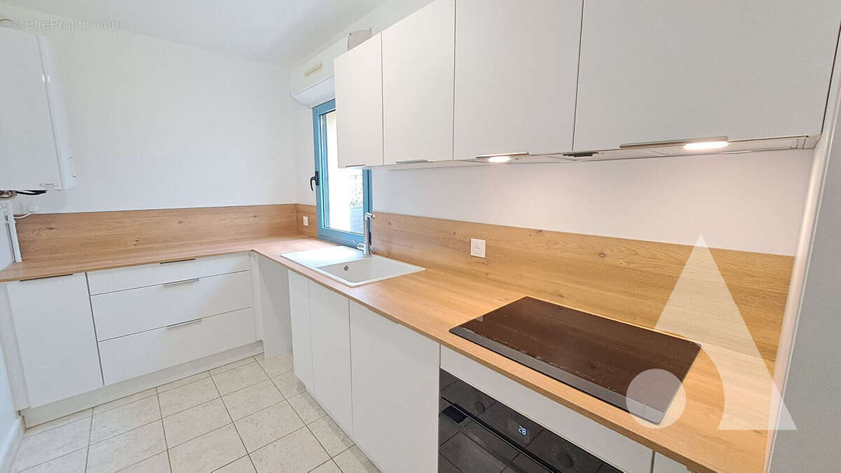 Appartement à SAINT-REMY-LES-CHEVREUSE
