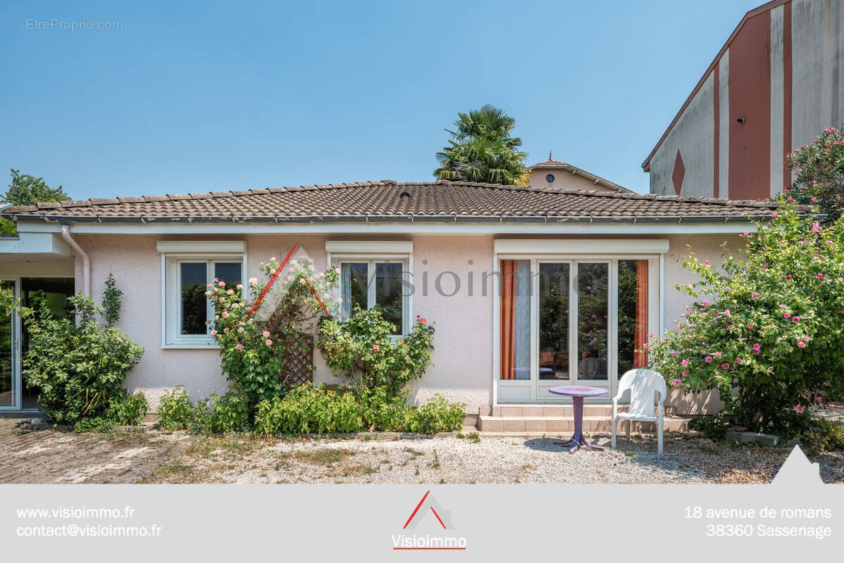 Maison à FONTAINE