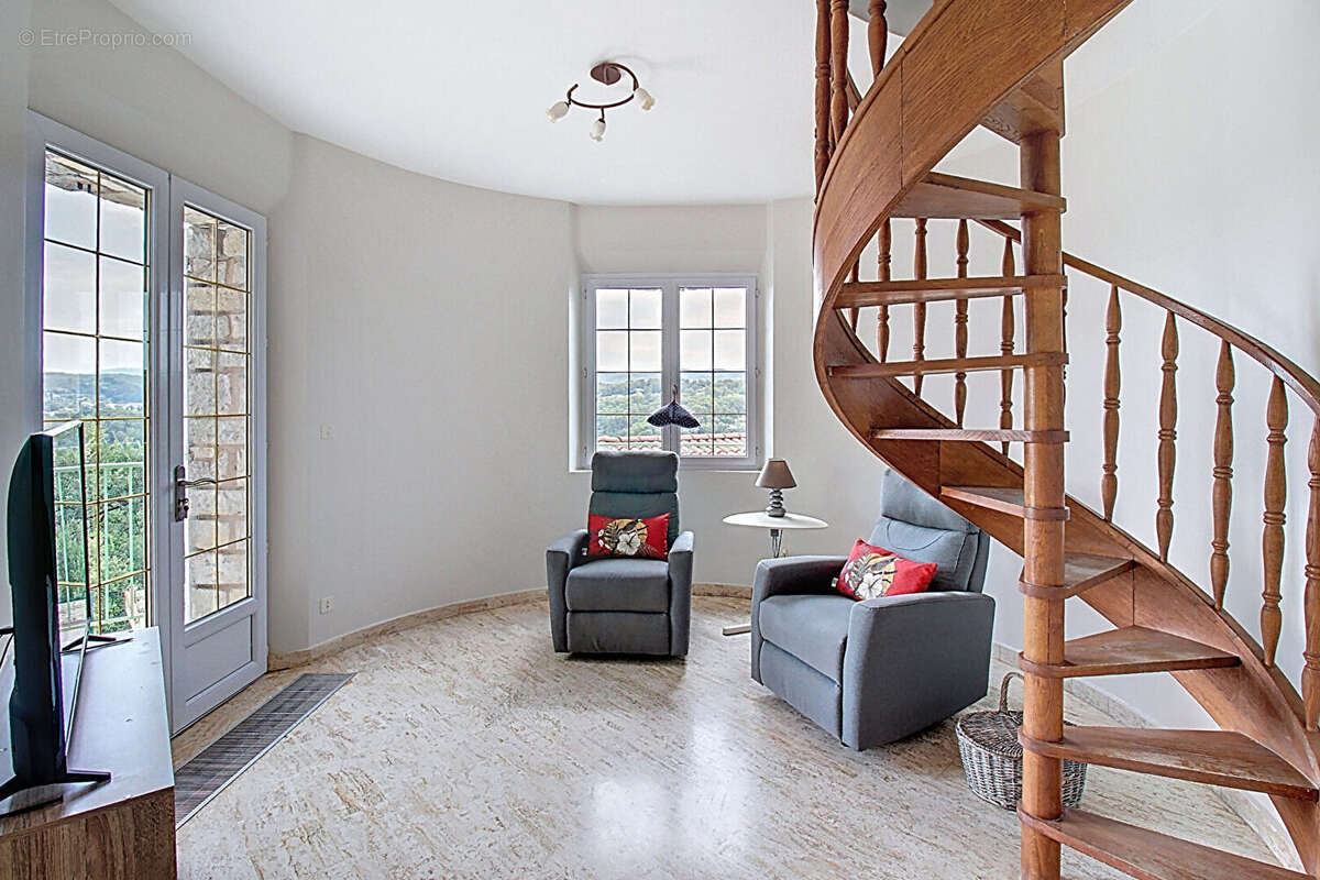 Maison à TRANS-EN-PROVENCE