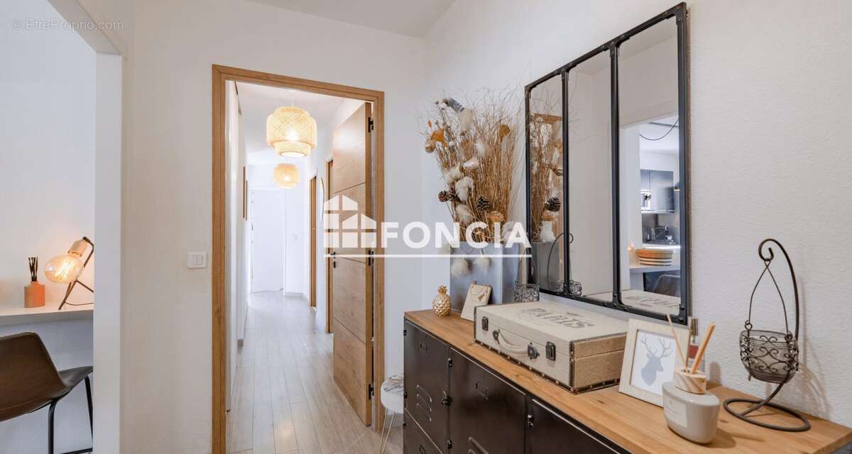 Appartement à FREJUS