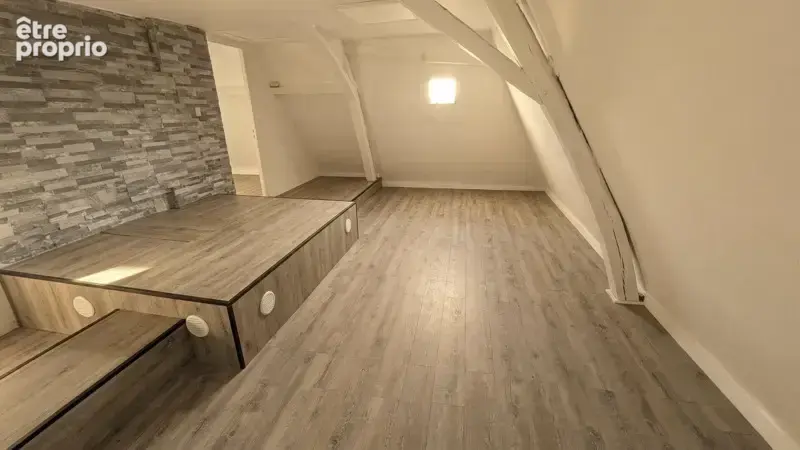 Maison de 8 pièces principales - photo 6