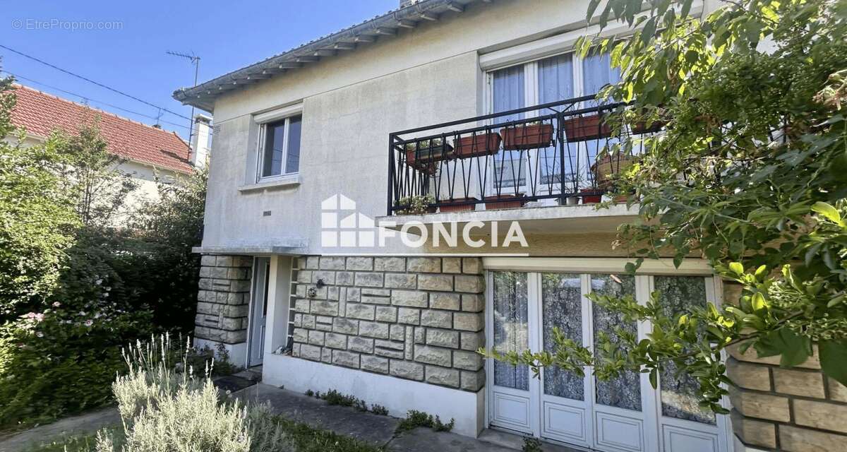 Maison à NEUILLY-SUR-MARNE