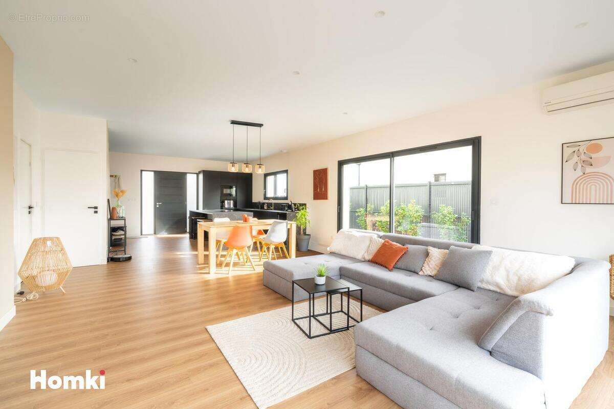 Maison à LANSARGUES