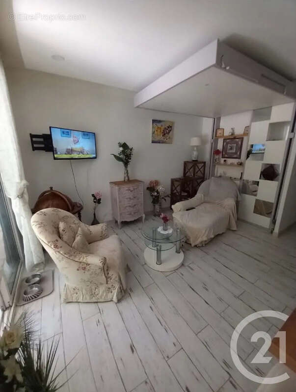 Appartement à ROQUEBRUNE-CAP-MARTIN