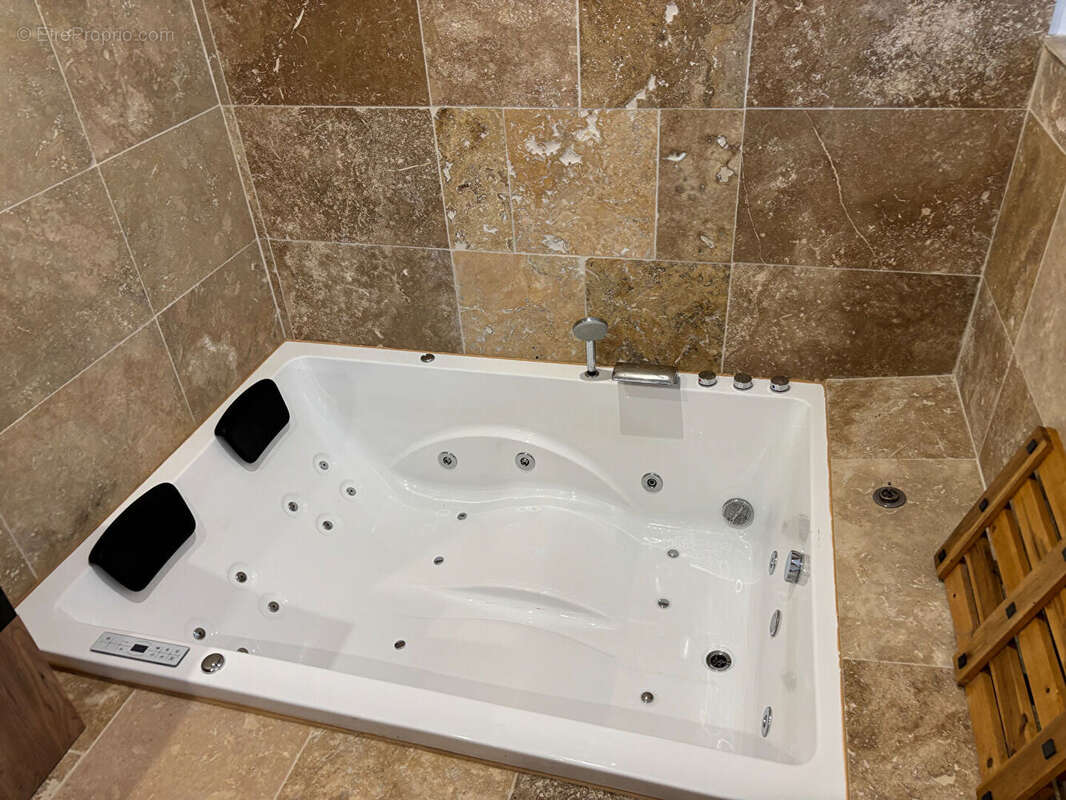 Maison à CHATEAU-GONTIER