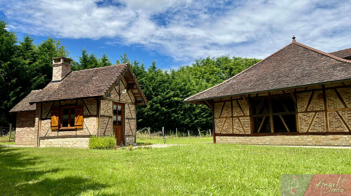 Maison à SAINT-GERMAIN-DU-BOIS