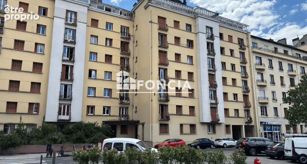 Grenoble vallier - libération / appartement t2 de 45 m² - photo 1