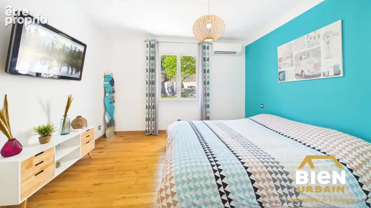 Maison 135 m² à Saint-Gilles  - photo 8