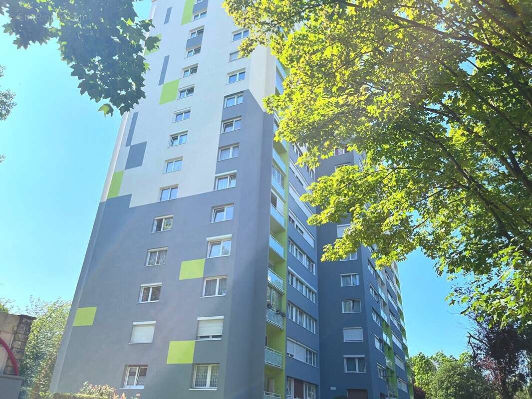 Appartement à RIS-ORANGIS