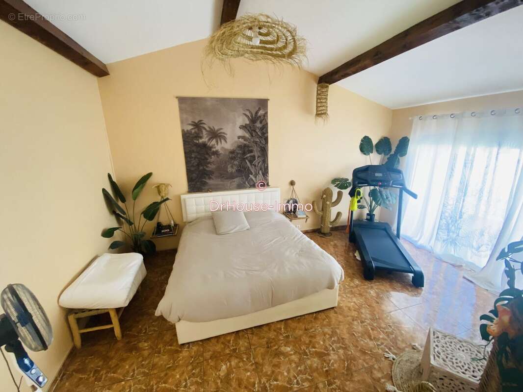 Maison 131 m² à Pomas  - photo 13