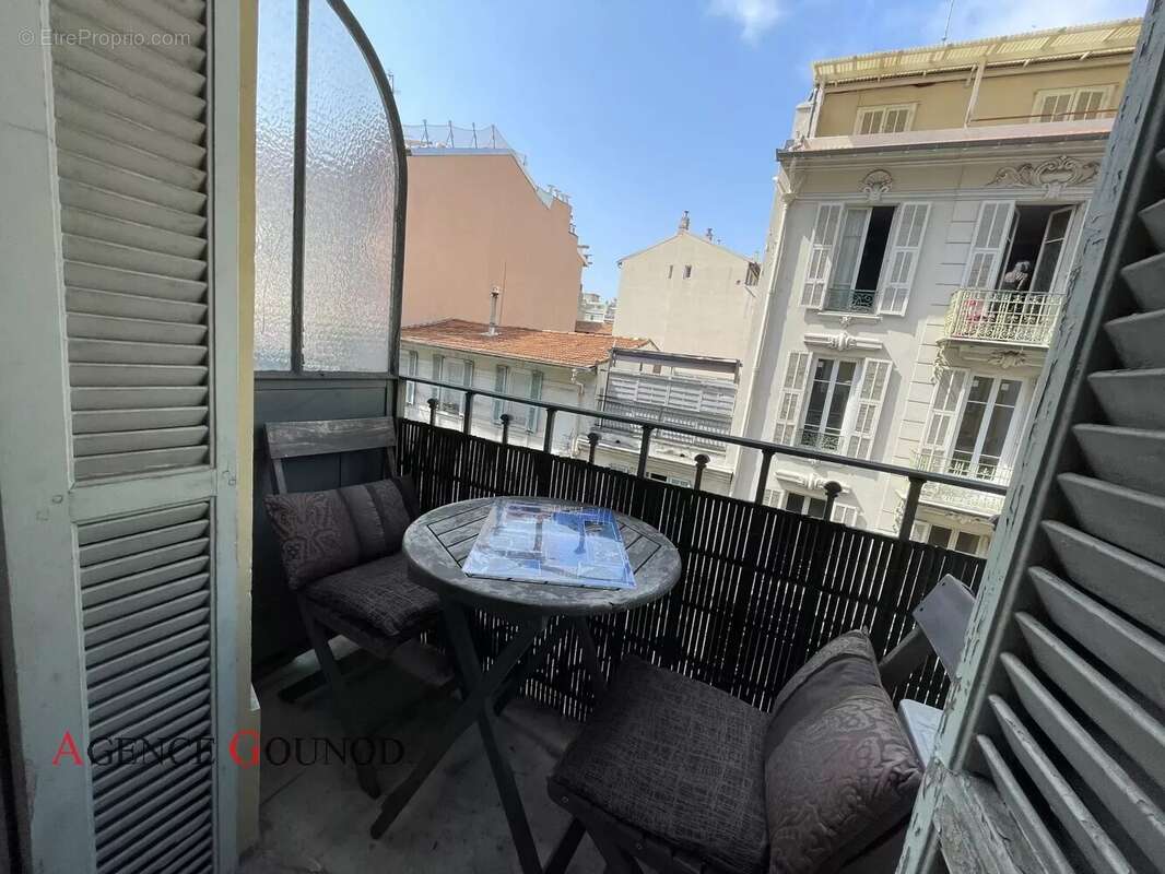 Appartement à NICE