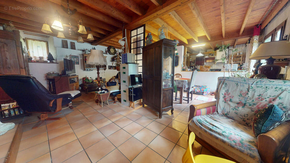 Maison à LE PERTUIS