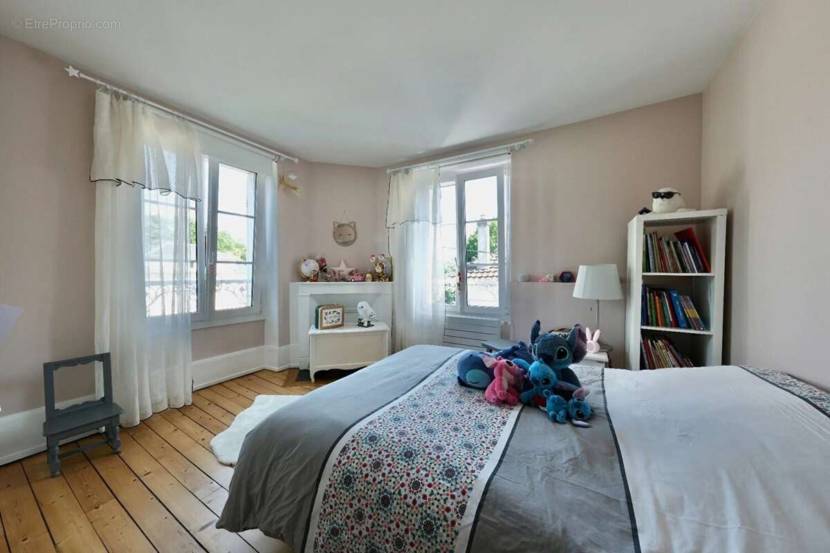 Maison à MONTMORENCY