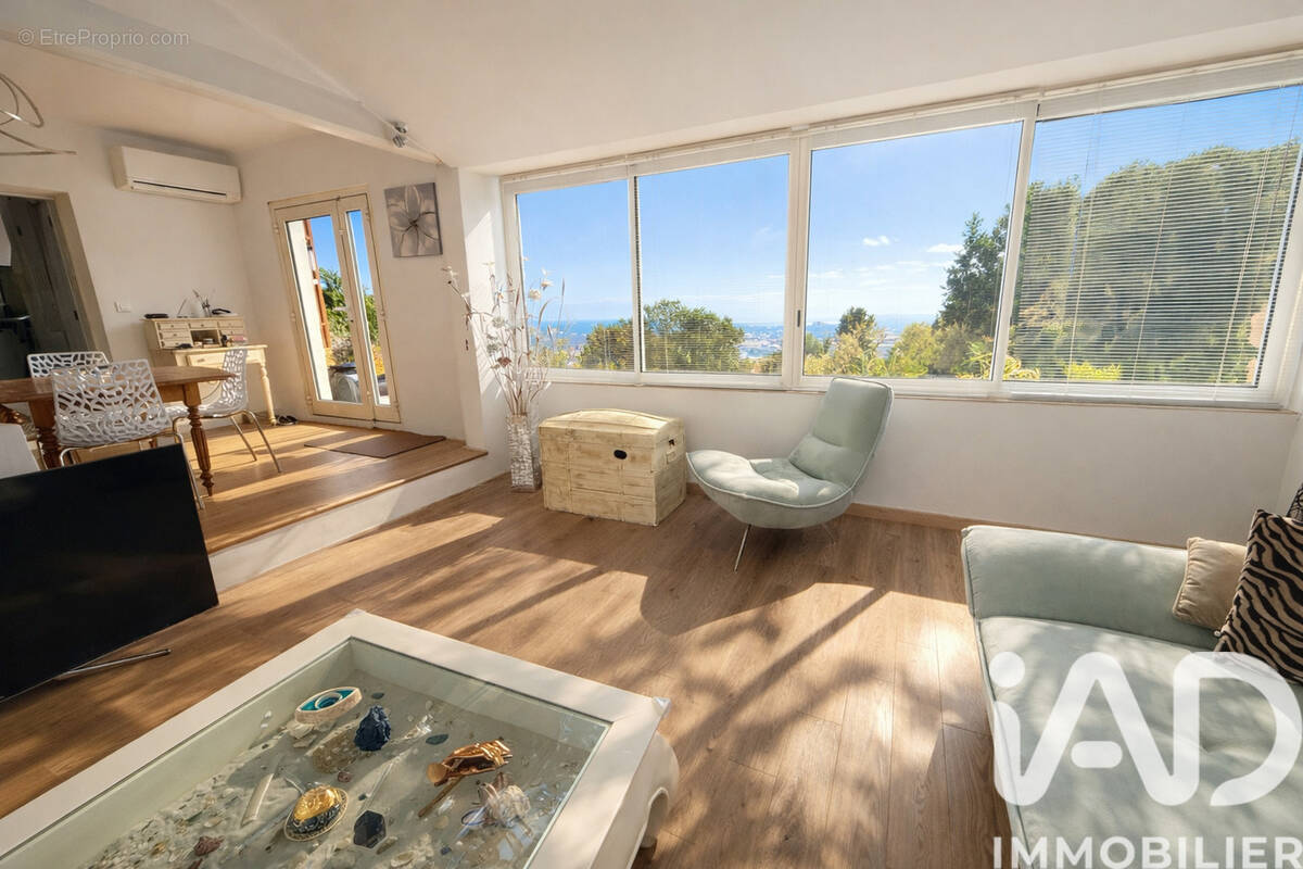 Photo 1 - Appartement à TOULON