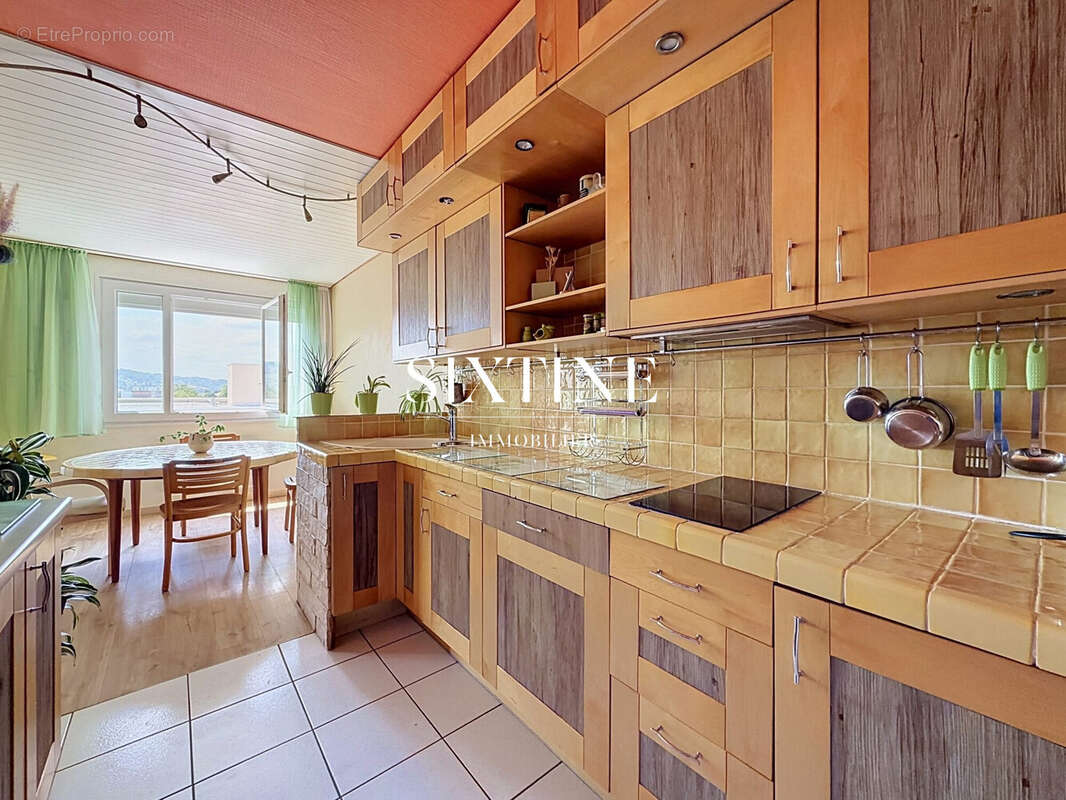 Appartement à BOURGOIN-JALLIEU
