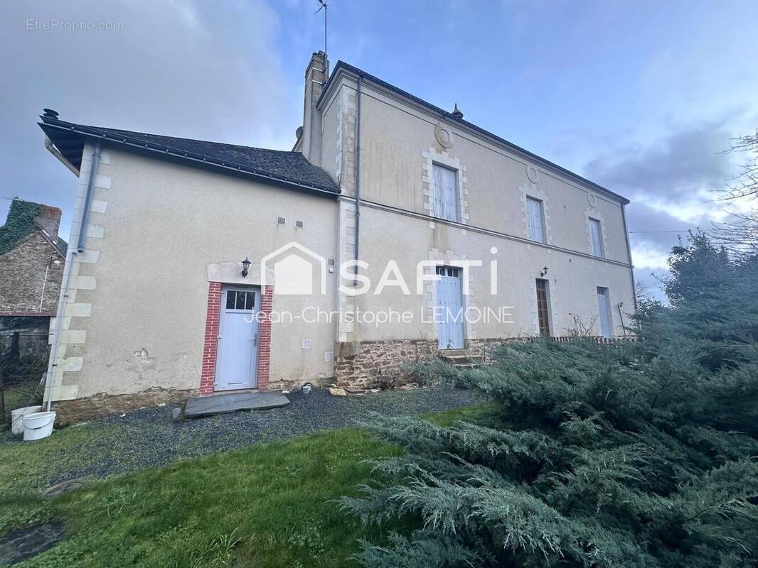 Photo 1 - Maison à LE LION-D'ANGERS