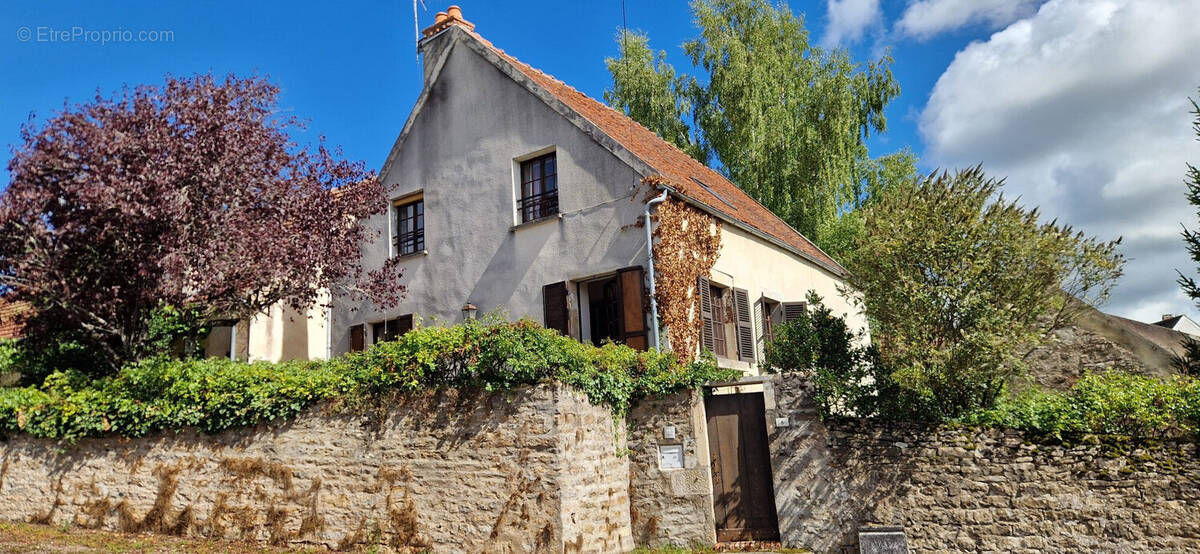Maison à SEMUR-EN-AUXOIS