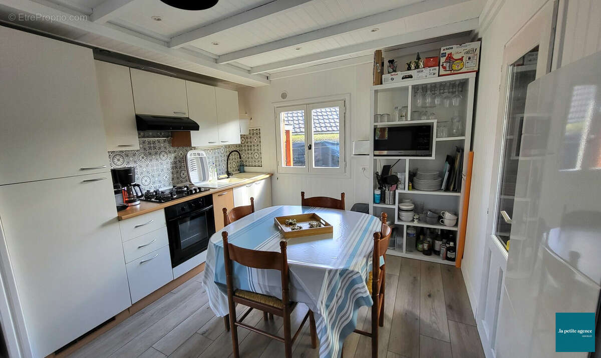 Maison à MERVILLE-FRANCEVILLE-PLAGE