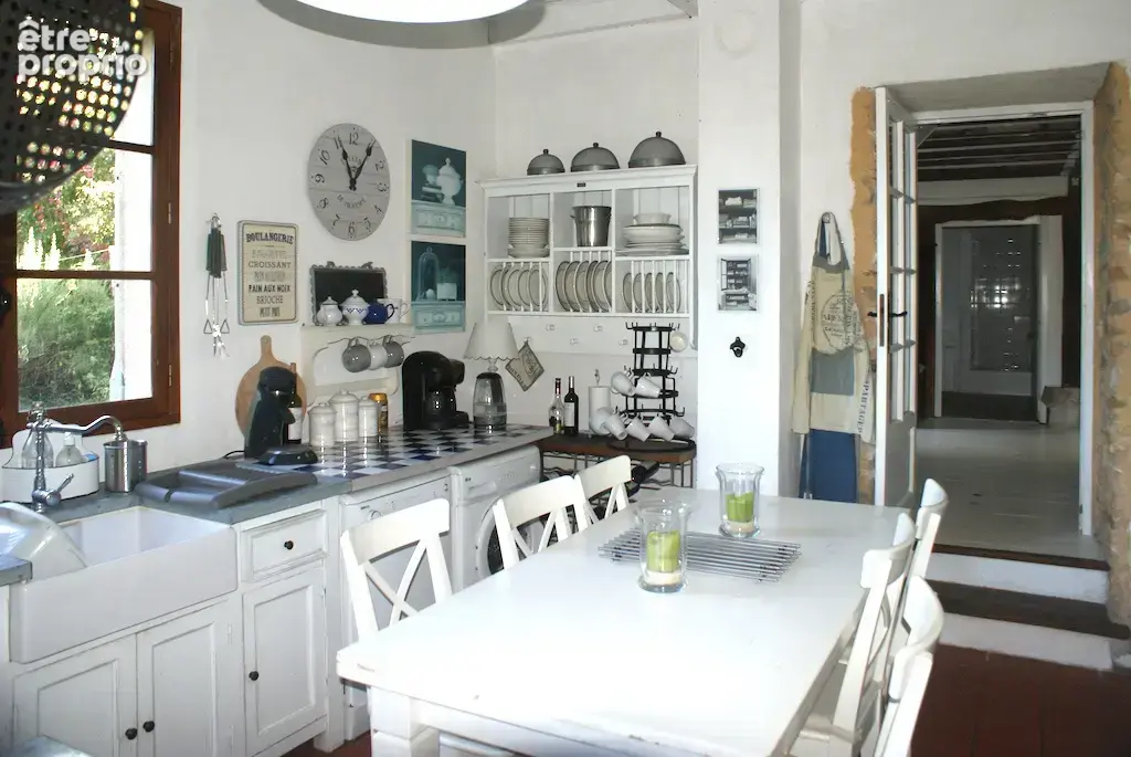 A VOIR. Belle maison en pierre de 4 chambres avec dépendances et vues sur terrain d'environ 2811m2 - photo 7