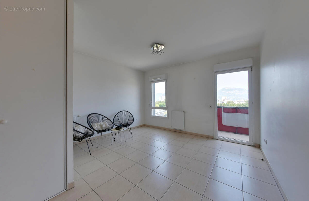 Appartement à ECHIROLLES