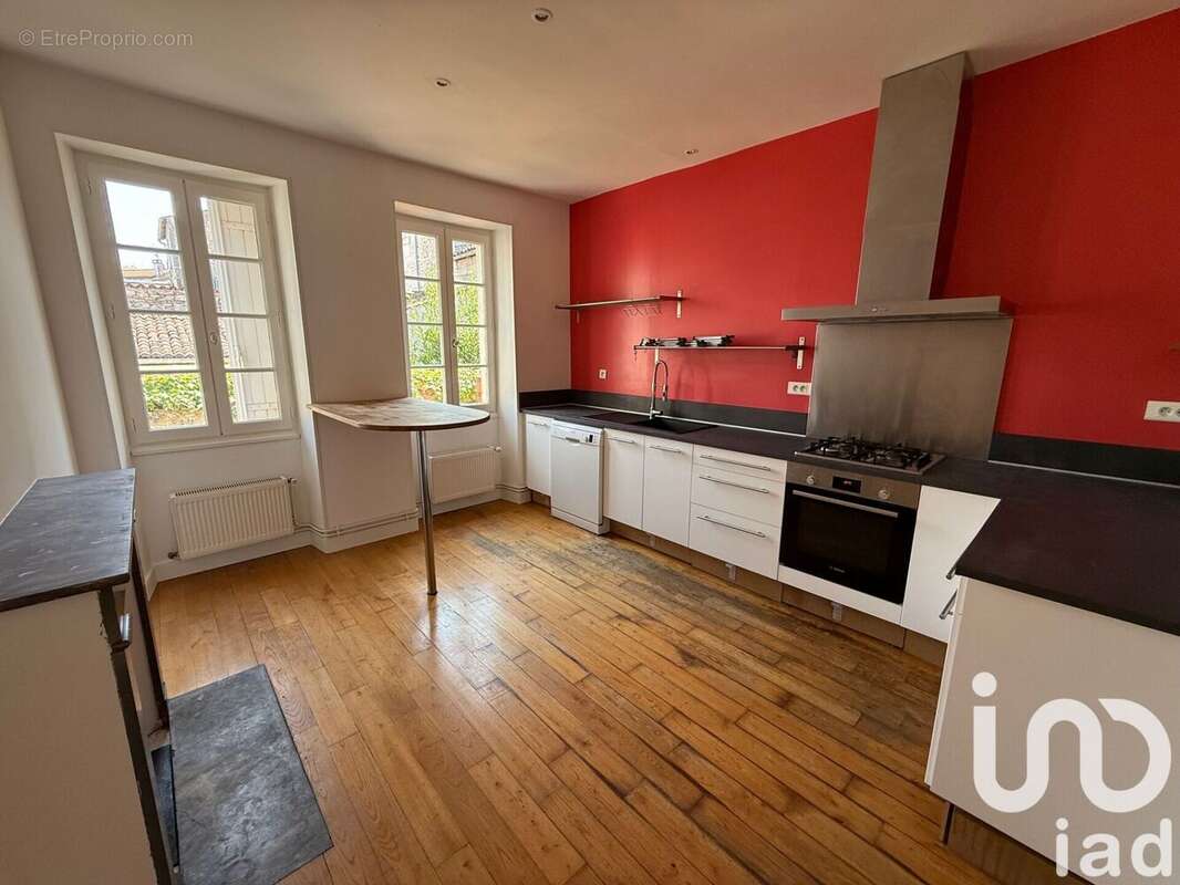 Photo 2 - Maison à COGNAC