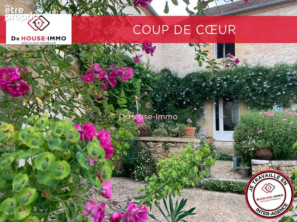 Maison 8 pièces 220 m² à vendre à Saint-Martial-D'albarede (24160) - photo 4