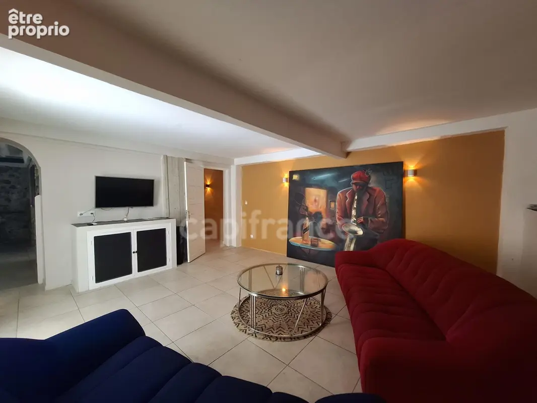 A vendre - Maison de Bourg Atypique et Rénovée – Vue Mer et Montagne – Saint-Pierre (972) - photo 6