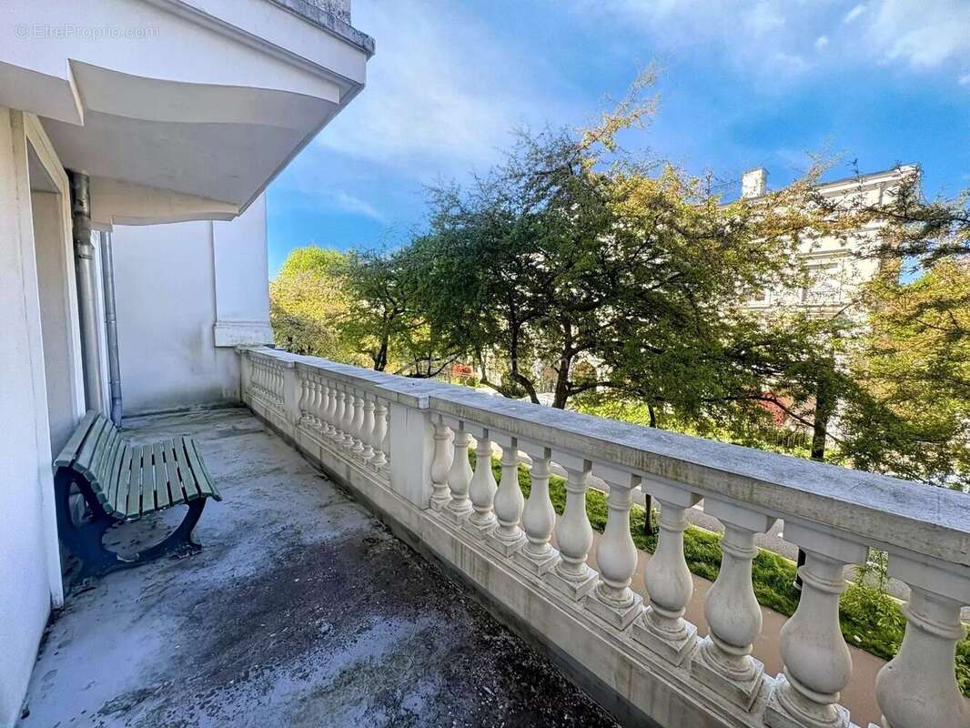 Appartement à SERRIS