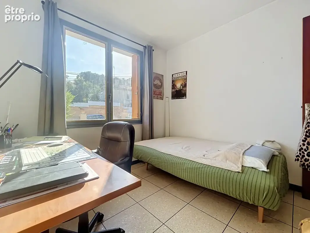 Carry-le-rouet   maison avec vue dégagée + 2 appartements - potentiel locatif - photo 11