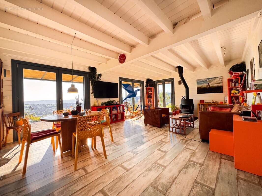 Maison à VIUZ-EN-SALLAZ