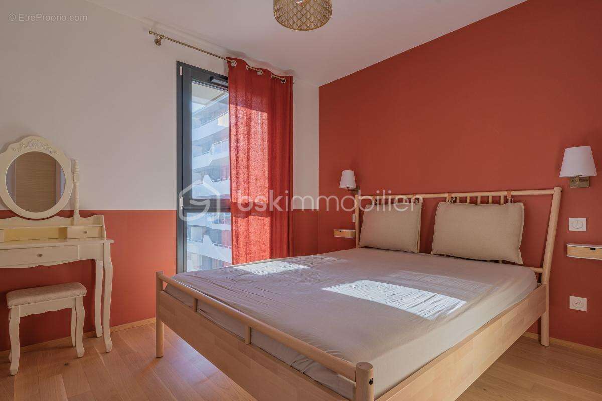 Appartement à PRINGY