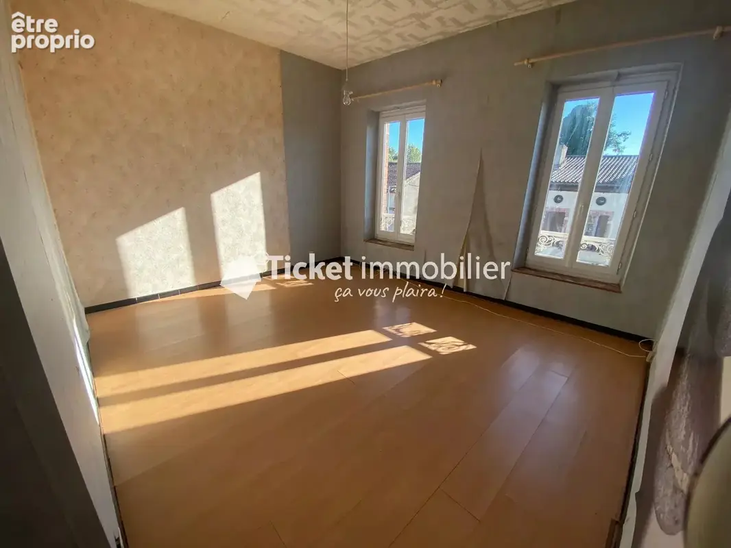 Appartement t3 68m2 pompignan 1er étage, grandes pièces, 2,80 m sous plafond, sans charges de copropriété, toiture neuve, fort p - photo 6