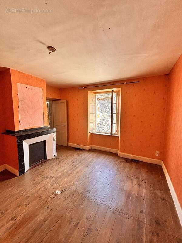 Maison à SALIES-DU-SALAT