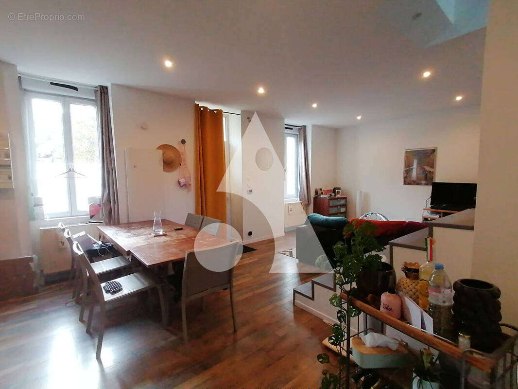 Maison à MONTCEAU-LES-MINES