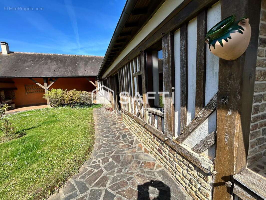 Maison 235 m² à Moulines  - photo 5
