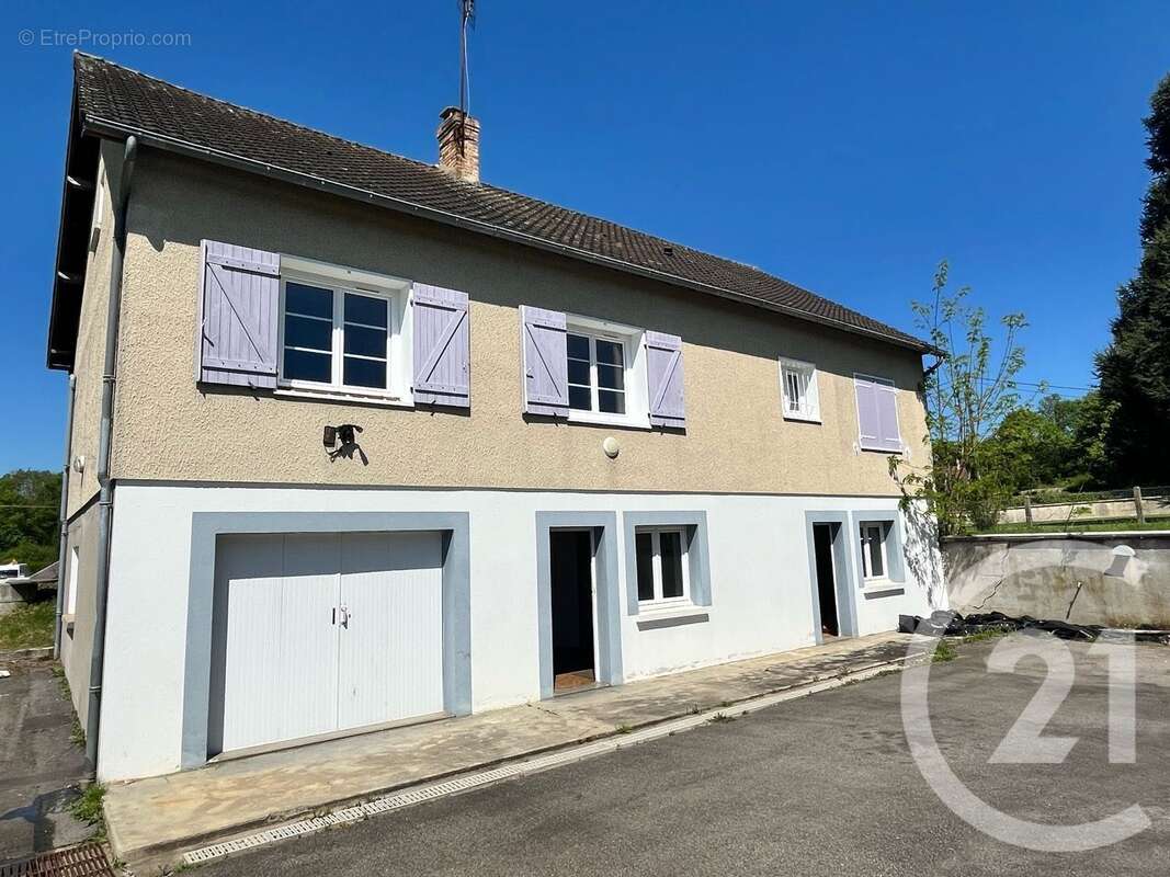 Maison à PREMERY