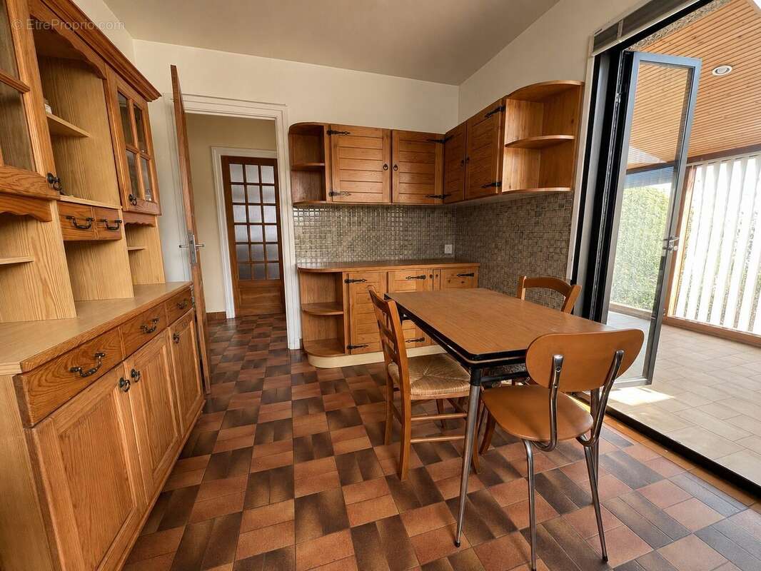 Maison 115 m² à Saint-Quay-Perros  - photo 7