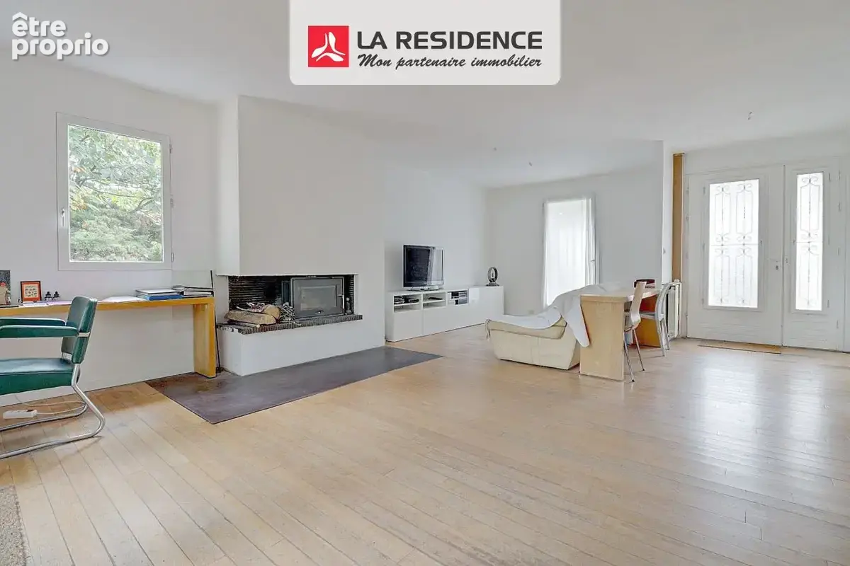 Maison 7 pièces 155 m² à vendre à Verneuil-Sur-Seine (78480) - photo 2