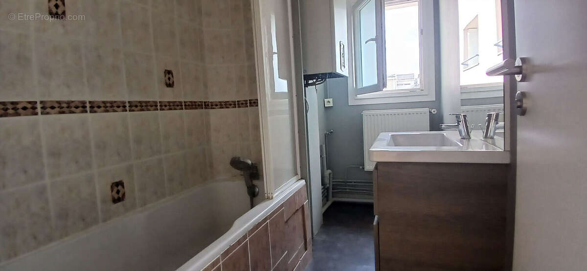 Appartement à MALZEVILLE