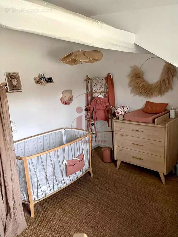 Maison à VULAINES-SUR-SEINE